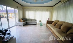 6 Schlafzimmern Villa zu verkaufen in Pran Buri, Hua Hin 