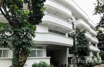 Aramvej Apartment in Khlong Tan Nuea, Bangkok