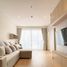 1 спален Квартира в аренду в Le Luk Condominium, Phra Khanong Nuea