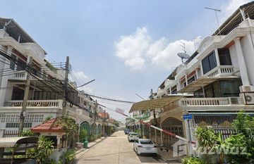 Baan Nonsi 1 in Chong Nonsi, Bangkok