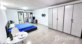 ยูนิตมือสองและให้เช่า