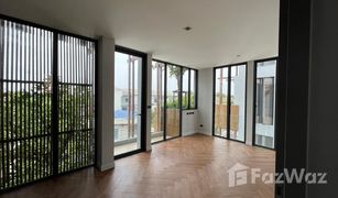 3 Bedrooms Townhouse for sale in Khlong Chaokhun Sing, Bangkok Alive Ekamai-Ramintra
