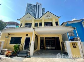 在Major Cineplex Sukhumvit, Khlong Tan Nuea出售的10 卧室 屋, Khlong Tan