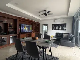 2 Bedroom Condo for rent at Jomtien Complex, Nong Prue, Pattaya