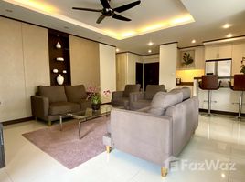 3 Bedroom Apartment for rent at Saranjai Mansion, Khlong Toei