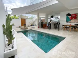 2 Schlafzimmer Villa zu verkaufen in Kerobokan, Bali, Kerobokan, Badung