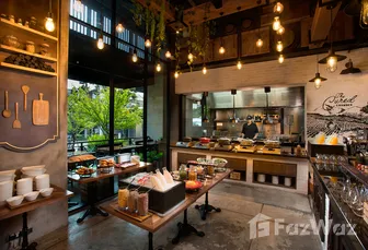 Фото 2 of the ร้านอาหารในโครงการ at Somerset Ekamai Bangkok