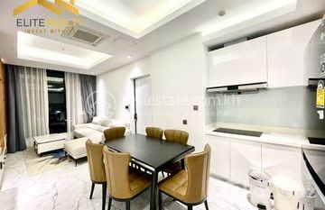 2 Bedrooms Service Apartment For Rent In BKK1 in Tuol Svay Prey Ti Muoy, Пном Пен