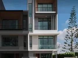 Maison 3 chambre à louer à Nirvana Define Srinakarin-Rama 9, Saphan Sung, Saphan Sung
