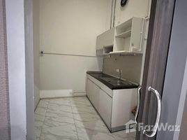 Студия Торговые площади в аренду в Supalai Loft @Talat Phlu Station, Dao Khanong, Тхон Бури, Бангкок, Таиланд