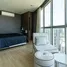 1 спален Кондо в аренду в Sky Walk Residences, Phra Khanong Nuea