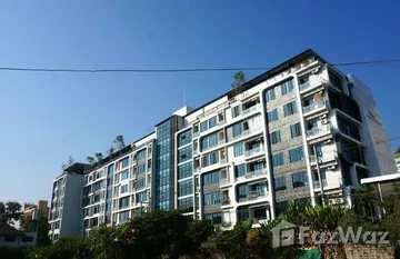 Trams Condominium 1 in Chang Phueak, チェンマイ