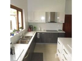 4 Habitación Casa en venta en Ecuador, Cumbaya, Quito, Pichincha, Ecuador