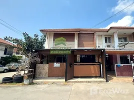 3 Bedroom Townhouse for sale at Kanda Baan Rim Khlong, Phanthai Norasing, Mueang Samut Sakhon, Samut Sakhon