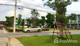 3 Bedrooms Townhouse for sale in Bang Muang, Nonthaburi Gusto Wongwaen-Rama 5