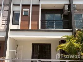 Maison de ville 3 chambre à louer à Habitown Kohkaew, Ko Kaeo, Phuket Town, Phuket, Thaïlande