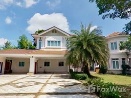 6 Bedroom Villa for sale at The Laguna Home, Nong Chom, San Sai