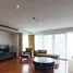 2 chambre Penthouse à louer à , Khlong Tan Nuea