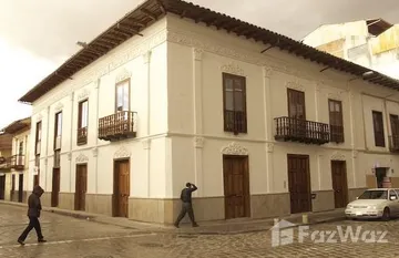 Casa San Sebastian: Fully Furnished in Cuenca, アズエイ