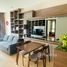 2 спален Кондо в аренду в Sky Walk Residences, Phra Khanong Nuea
