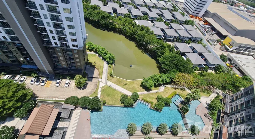 Fotos 1 of the Communal Pool at The Parkland Srinakarin Lakeside
