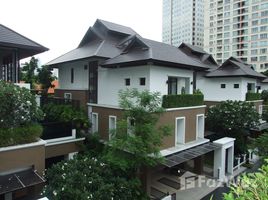 4 Schlafzimmer Haus zu vermieten im Baan Sukhumvit 18, Khlong Toei