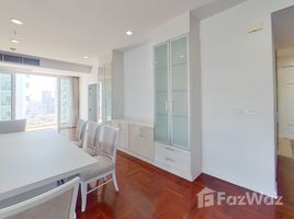 2 спален Кондо в аренду в Charoenjai Place, Khlong Tan Nuea