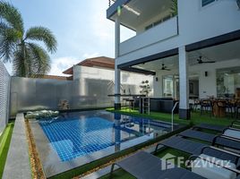 7 Bedrooms Villa for sale in Rawai, Phuket Greg's Club Residence