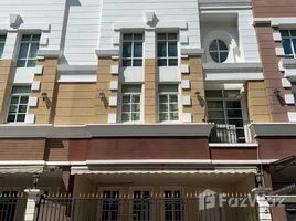3 Bedroom Townhouse for rent at Plus City Park Sukhumvit 101/1, Bang Chak, Phra Khanong