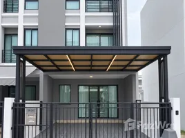 3 Schlafzimmer Reihenhaus zu vermieten im Baan Klang Muang Rama 9 - Ramkhamhaeng, Phlapphla, Wang Thong Lang, Bangkok, Thailand