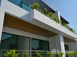 3 Bedroom Villa for sale in Rawai, Phuket, Rawai