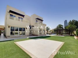 5 Bedroom Villa for sale at Meadows 2, 