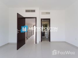 2 спален Вилла на продажу в Arabian Style, Al Reef Villas