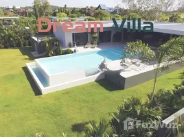 4 Habitación Villa en venta en Rawai, Phuket Town, Rawai