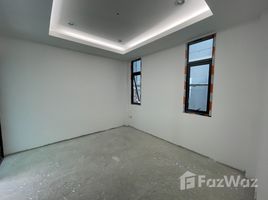 4 спален Дом на продажу в Modern Life HOME @ Sutthisan, Sam Sen Nok, Хуаи Кхщанг, Бангкок