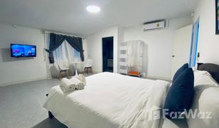 8 Bedrooms Retail space for sale in Sakhu, Phuket 