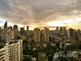 3 chambre Condominium à louer à , Khlong Tan Nuea