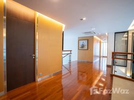 เพนท์เฮ้าส์ 3 ห้องนอน ให้เช่า ในโครงการ รอยัล ริเวอร์ เพลส, บางโพงพาง, ยานนาวา, กรุงเทพมหานคร, ไทย