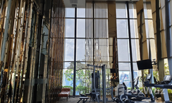 Фото 2 of the Communal Gym at The Address Sukhumvit 28