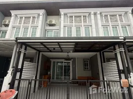 4 Bedroom Townhouse for rent at Golden Town Sukhumvit-Bearing BTS Station, Samrong, Phra Pradaeng, Samut Prakan, Thailand