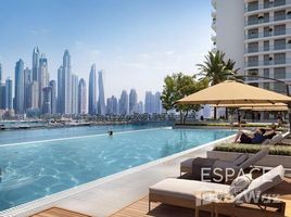 1 спален Квартира на продажу в Palace Beach Residence, EMAAR Beachfront