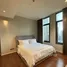 1 Bedroom Condo for sale at The Diplomat 39, Khlong Tan Nuea
