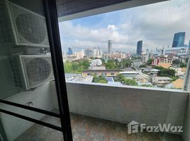 3 спален Кондо на продажу в The Royal Navin Tower, Chong Nonsi