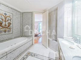 4 спален Квартира на продажу в Palazzo Versace, 