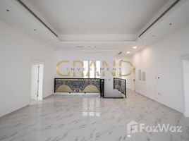 6 спален Вилла на продажу в Al Merief, Khalifa City