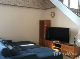 4 Habitación Departamento en alquiler en Northpoint , Na Kluea