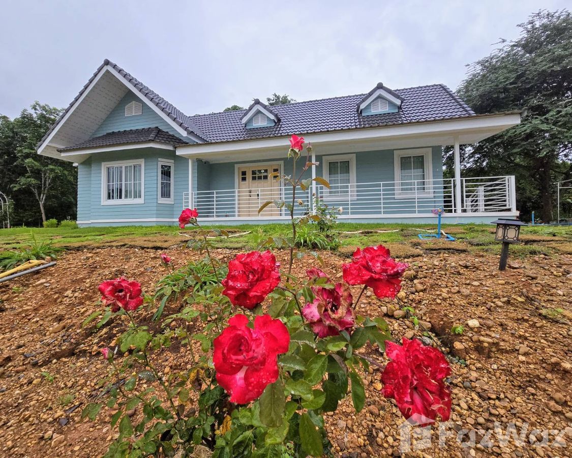 2 спален Дом для продажи в Thong Pha Phum, Kanchanaburi за 12,000,000 ₽ |  U1892076