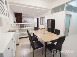 4 спален Таунхаус for rent in Thailand Cultural Centre MRT, Din Daeng, Din Daeng