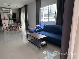 ทาวน์เฮ้าส์ 4 ห้องนอน ให้เช่า ในโครงการ Villette City Pattanakarn 38, สวนหลวง