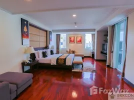 4 спален Кондо в аренду в Piyathip Place, Khlong Tan Nuea